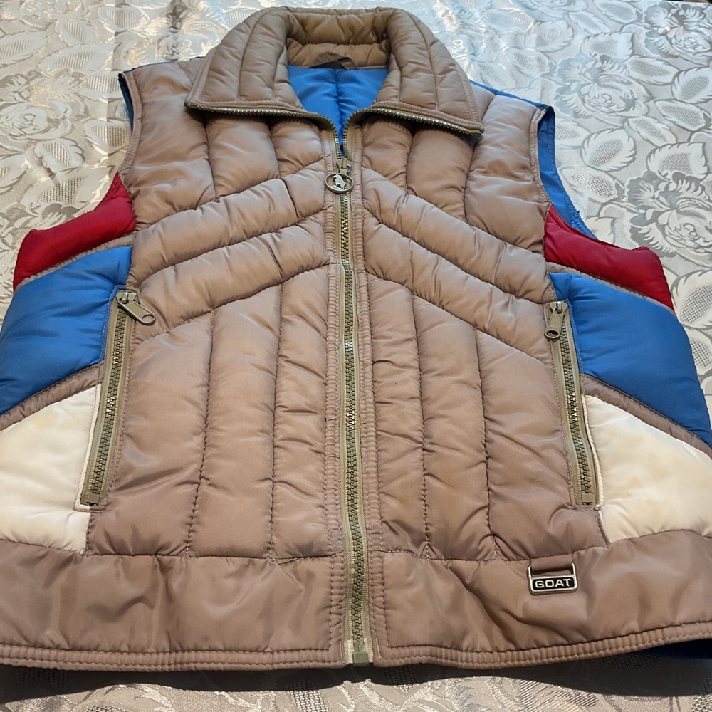 Mountain Goat by White Stag Puffer Vest Womens S Tan Blue Colorblock‎ Vintage